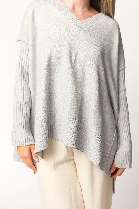 Men's Sweaters with SnapsPaisley V-Neck Sweater in Heather Grey