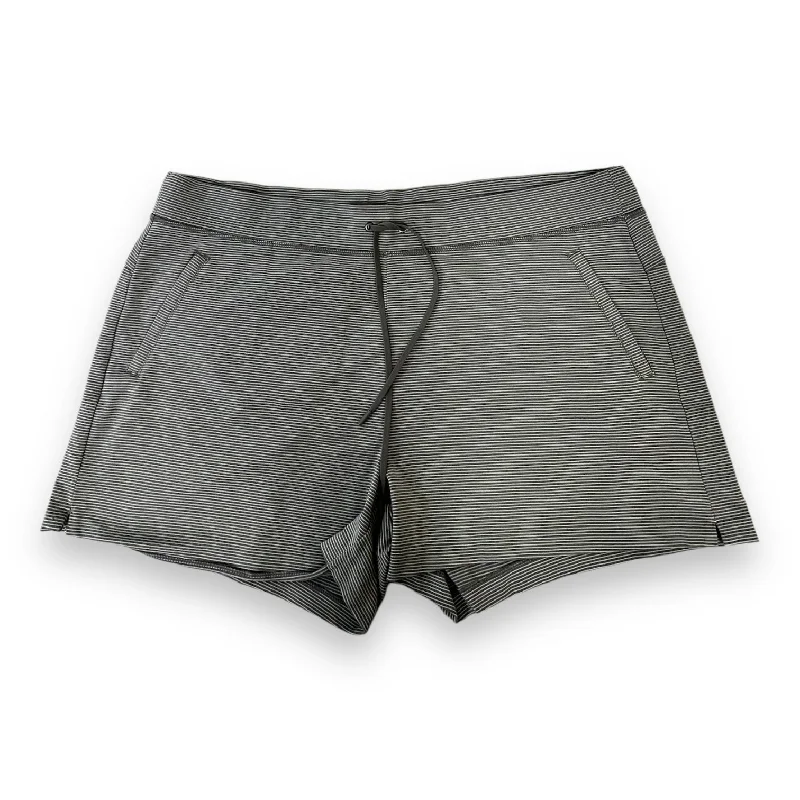 Men's Comfortable Short PantsAthletic Shorts By Athleta In Striped Pattern, Size: 1x Men's Comfortable Short PantsAthletic Shorts By Athleta In Striped Pattern, Size: 1x
