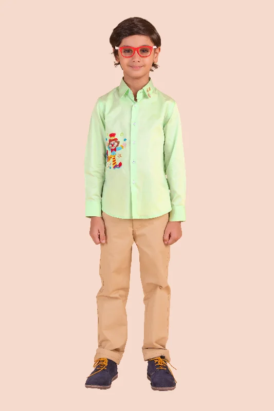 Breathable Men's Linen ShirtsPre-Order: Shirt with  Joker Embroidery
