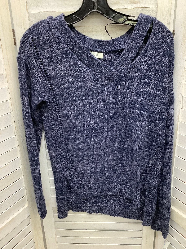 Men's Sweaters with Straight-Cut ShapesSweater By Mudd  Size: M