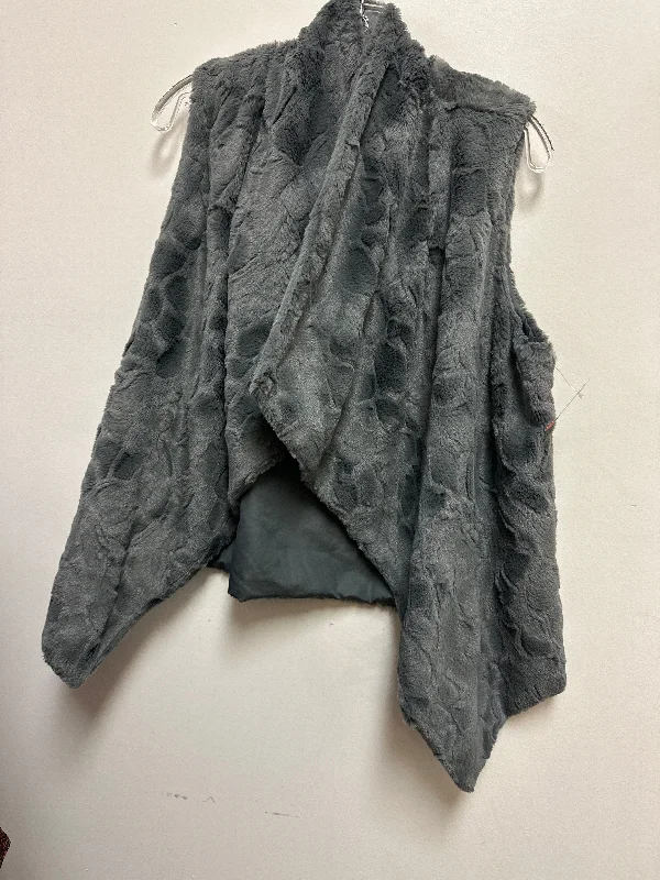 Classic Men's Trench CoatsVest Faux Fur & Sherpa By Jack In Grey, Size: S