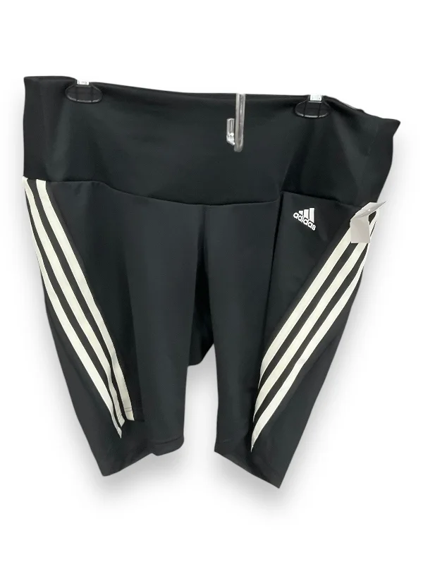 Easy-Care Men's Machine-Washable Casual ShortsAthletic Shorts By Adidas In Black & White, Size: 2x
