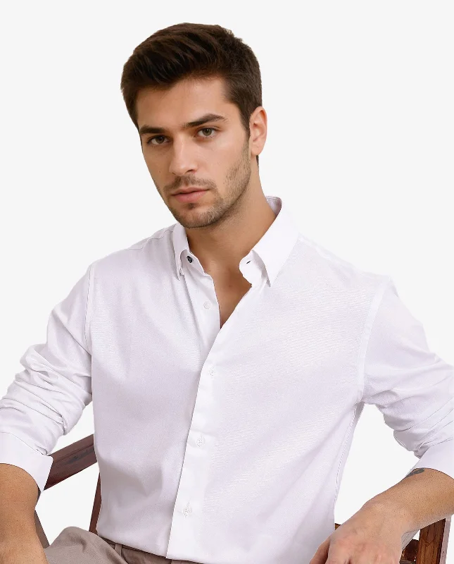 Men's Pattern Mixing Shirts for Creative StyleRare Rabbit Men Mawz White Cotton Poly Fabric Full Sleeve Regular Collar Button Closure Plain Shirt