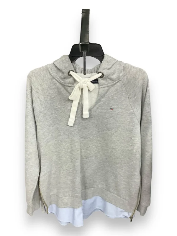 Practical Men's Water-Resistant HoodiesSweatshirt Hoodie By Tommy Hilfiger In Grey, Size: M Practical Men's Water-Resistant HoodiesSweatshirt Hoodie By Tommy Hilfiger In Grey, Size: M