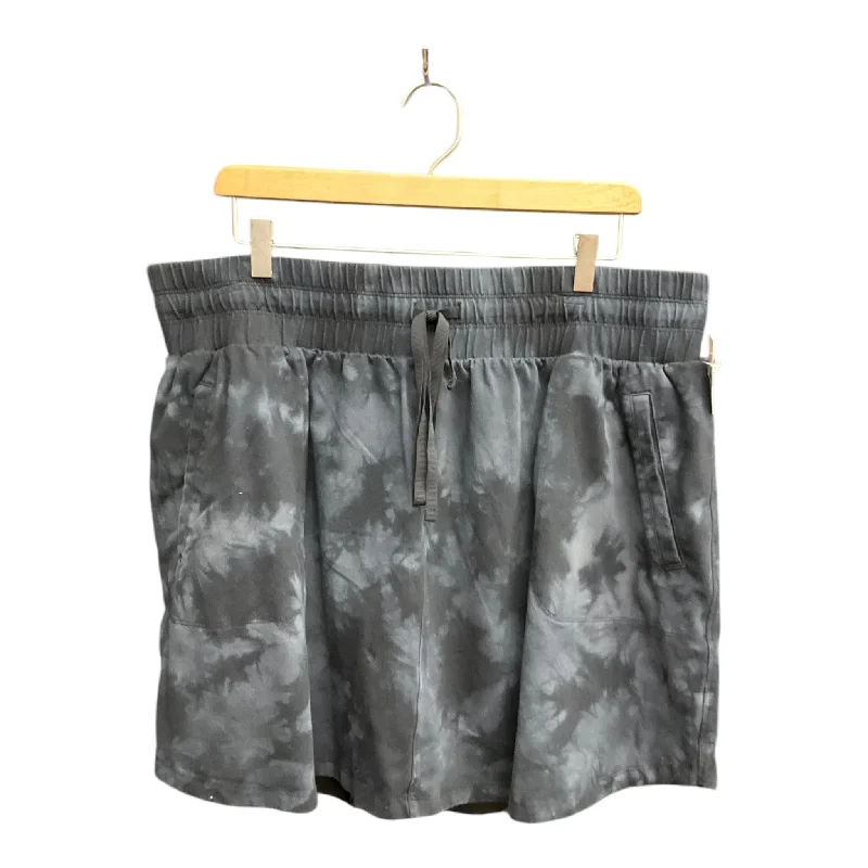 Tailored Men's Chino ShortsAthletic Shorts By Livi Active In Camouflage Print, Size: 2x