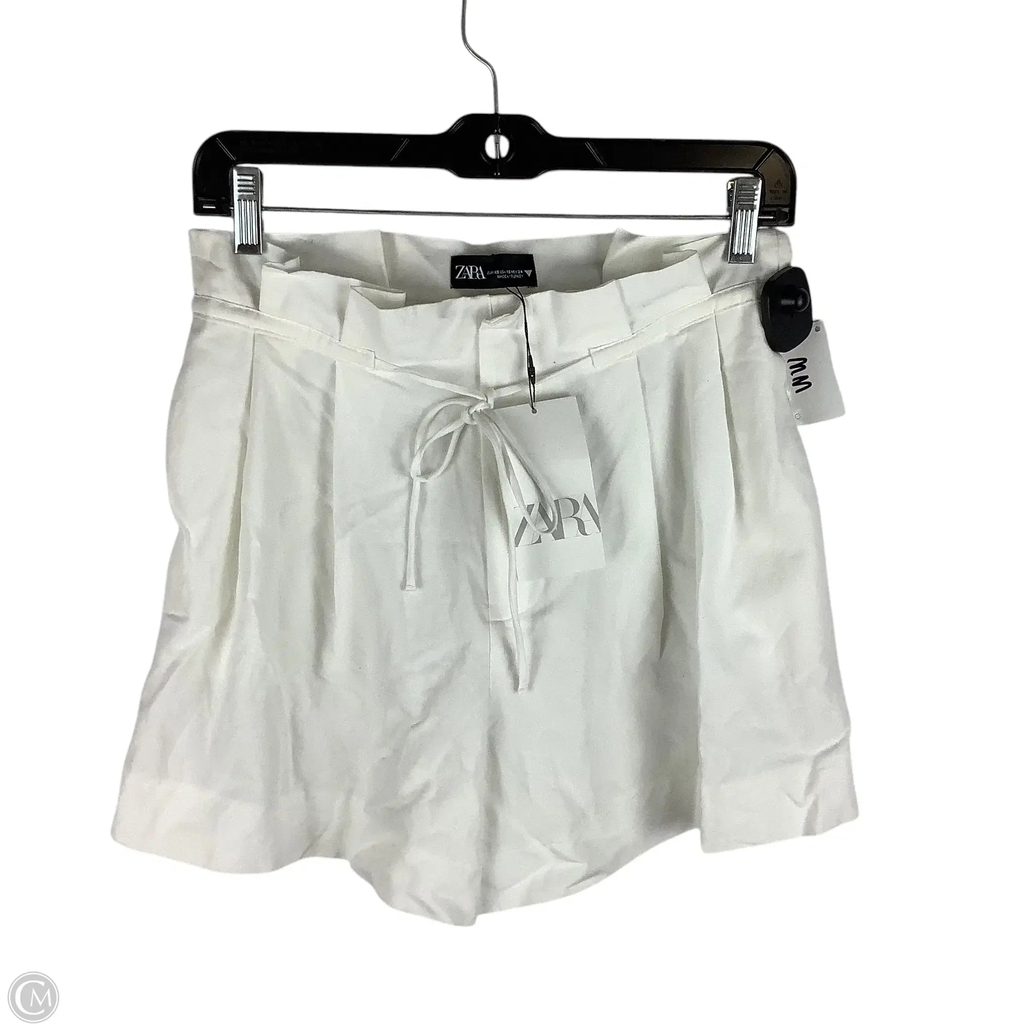 Skinny Men's Fit Casual ShortsShorts By Zara Women In White, Size: Xs