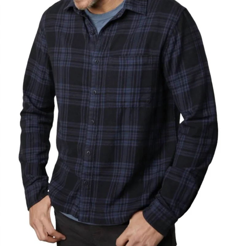 Men's Vintage T-Shirts for a Retro VibeMen's Freddy Plaid Shirt In Navy