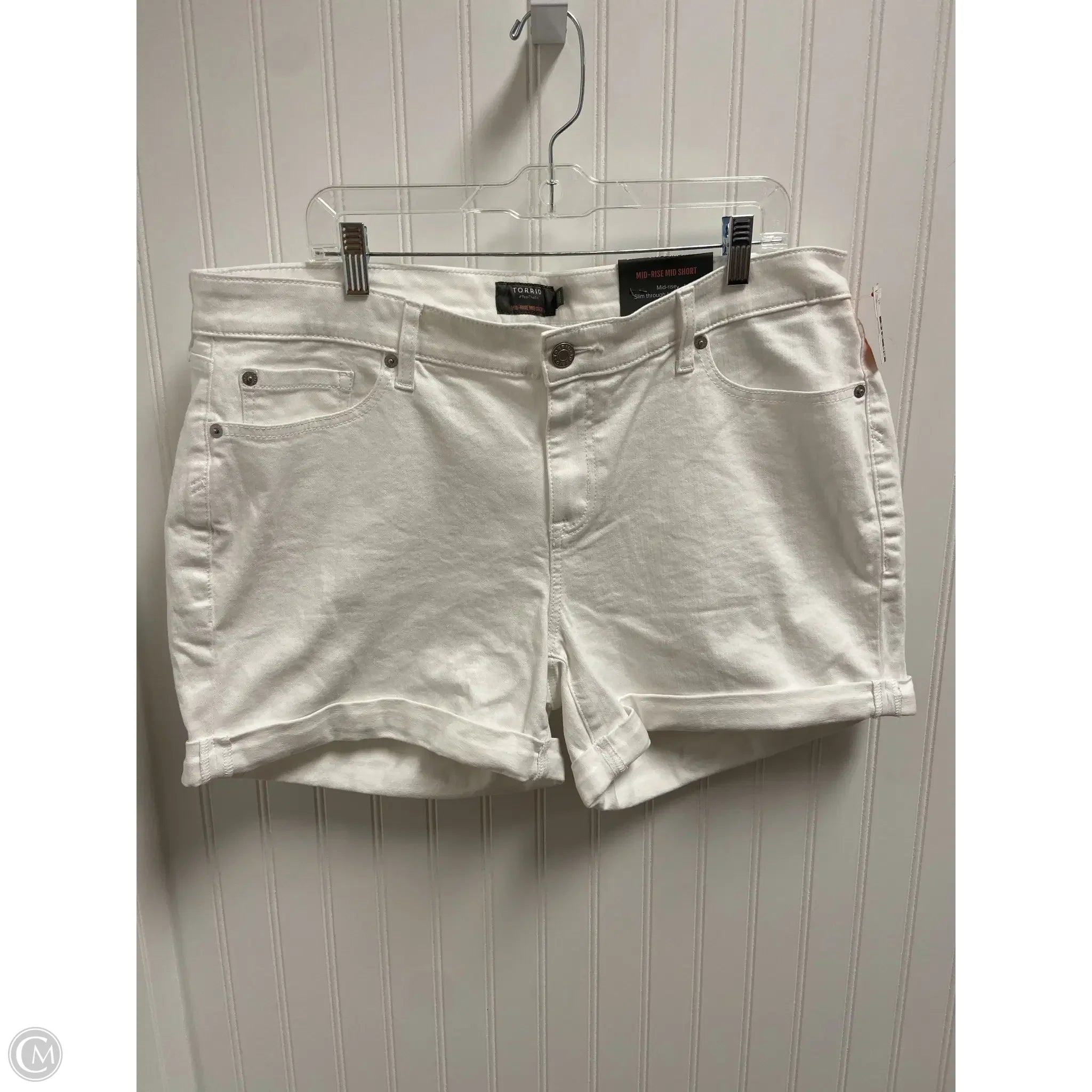 Men's Tailored Dress Shorts for Formal EventsShorts By Torrid In White, Size: 18