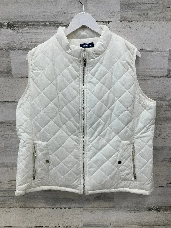Weather-Resistant Men's CoatsVest Puffer & Quilted By Clothes Mentor In Cream, Size: Xxl Weather-Resistant Men's CoatsVest Puffer & Quilted By Clothes Mentor In Cream, Size: Xxl