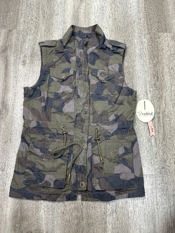 Men's Coats for Casual WearVest Other By Snobbish Collection In Camouflage Print, Size: S Men's Coats for Casual WearVest Other By Snobbish Collection In Camouflage Print, Size: S