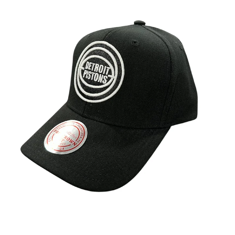 Trendy SnapbacksMitchell & Ness Nba Detroit Pistons Panda Pro Hwc Snapback (Black)