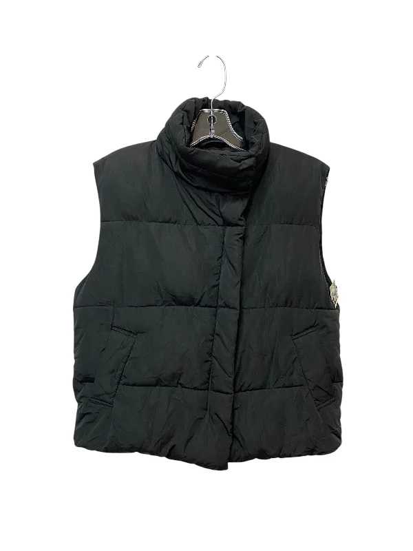 Practical Men's RaincoatsVest Puffer & Quilted By Bdg In Black, Size: Xs