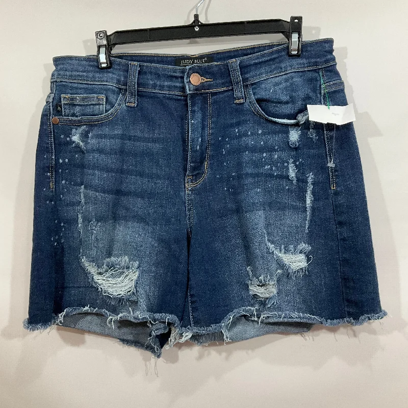 Men's Comfortable Elastic Waistband ShortsSHORTS by JUDY BLUE In BLUE DENIM, Size: L Men's Comfortable Elastic Waistband ShortsSHORTS by JUDY BLUE In BLUE DENIM, Size: L