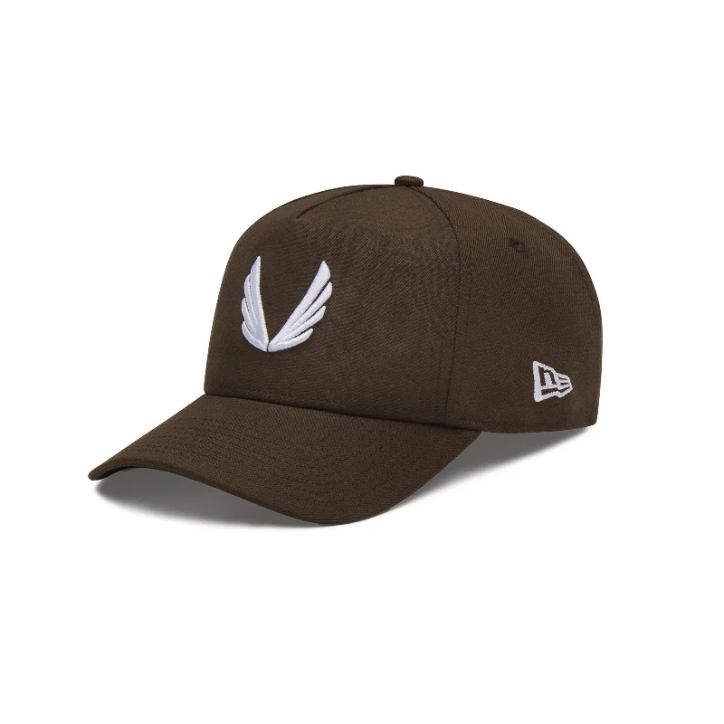 Unique Fedora CapsNew Era® 9Forty® A-Frame Hat - Dark Earth/White