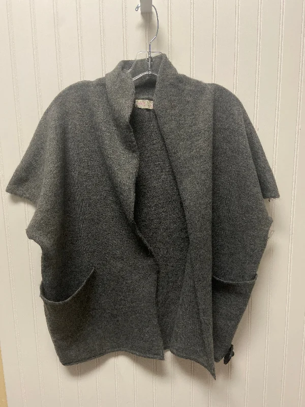 Men's Coats for TravelVest Sweater By Free People In Grey, Size: Osfm