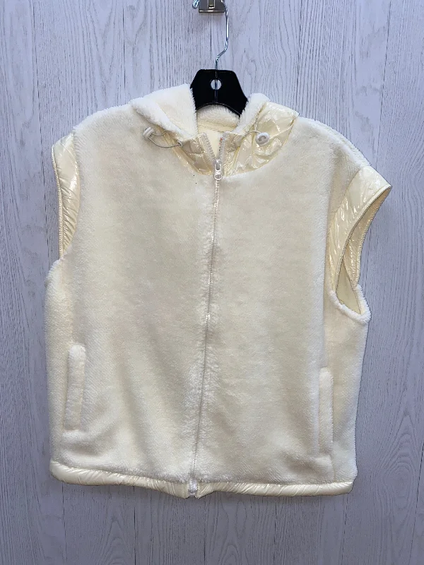 Men's Coats for Winter CampingVest Fleece By Mono B In Pale Yellow, Size: S