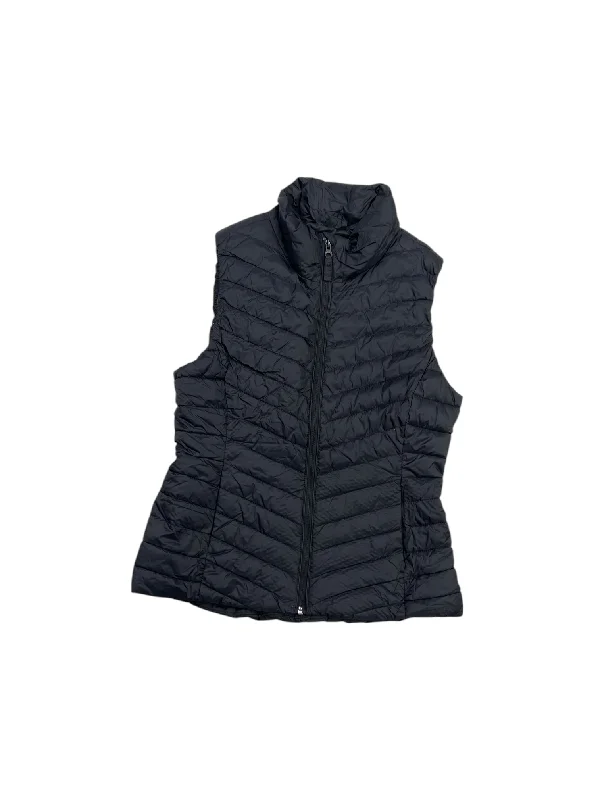 Men's Coats for TravelVest Puffer & Quilted By Old Navy In Black, Size: S