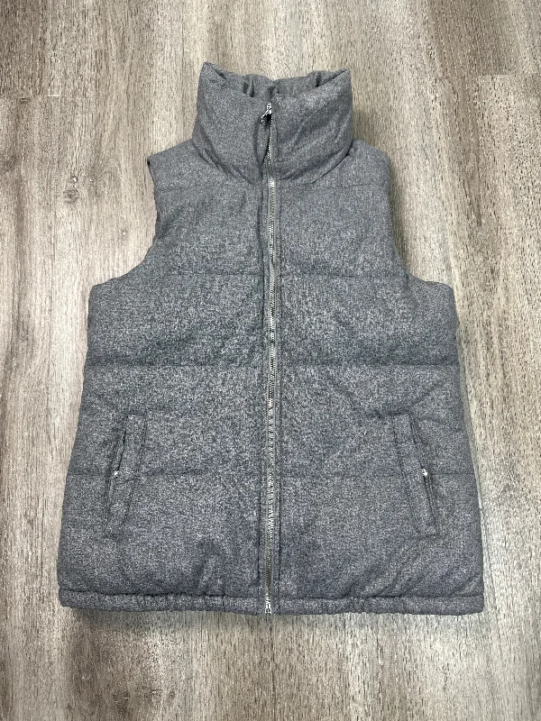 Stylish Men's Biker JacketsVest Puffer & Quilted By Old Navy In Grey, Size: Xs