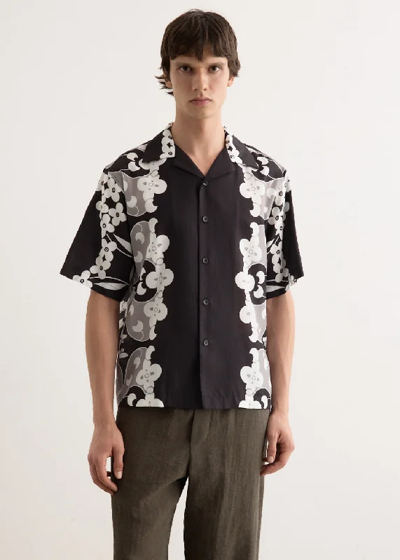 Men's Shirts with Pleated HemlinesParadise Floral Silk Camp Collar Shirt