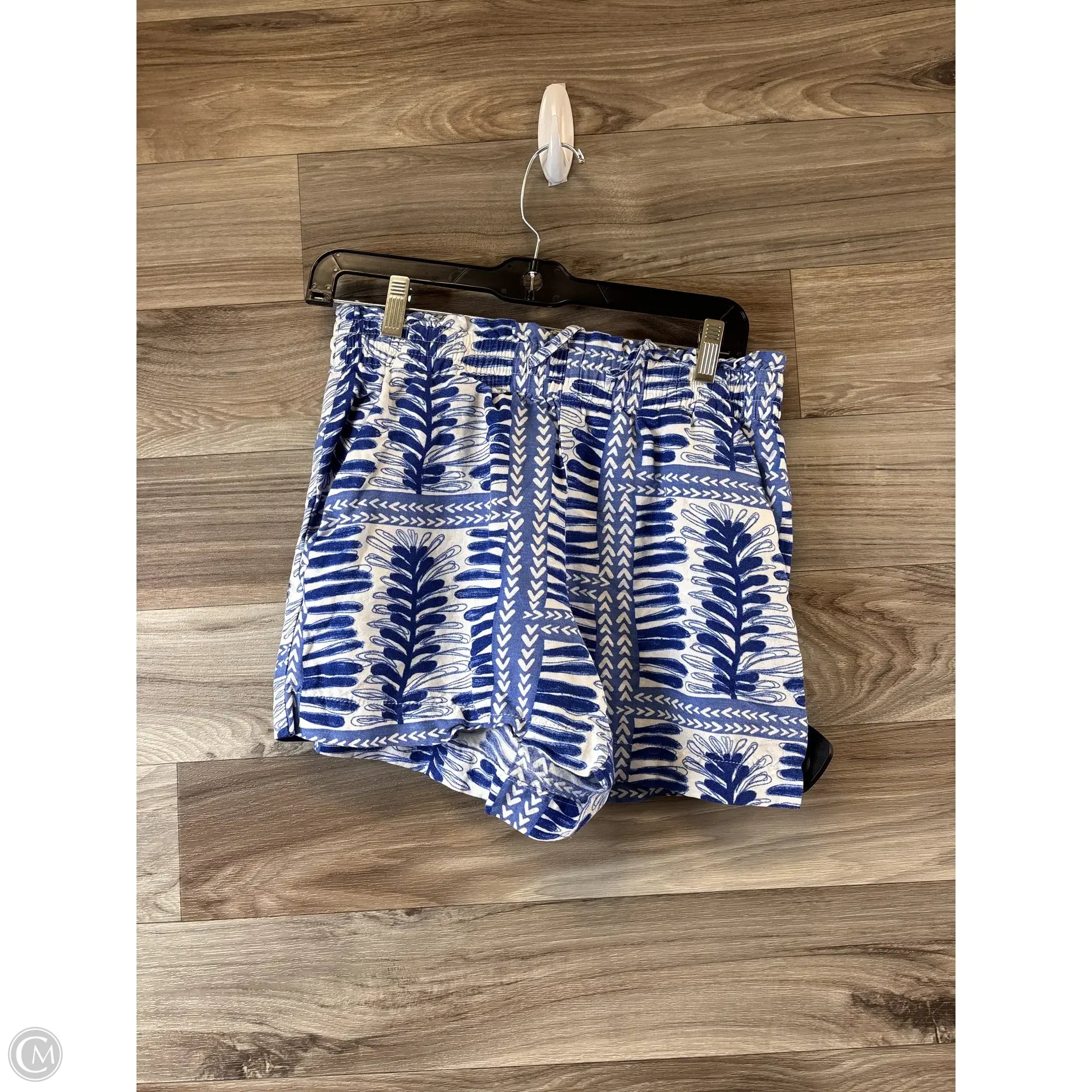 Flexible and Stretchy Men's Yoga and Athletic ShortsShorts By Loft In Blue & White, Size: 4 Flexible and Stretchy Men's Yoga and Athletic ShortsShorts By Loft In Blue & White, Size: 4