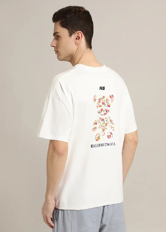Men's Shirts with Ruffled HemlinesBearsy Paisley White Oversized T-shirt