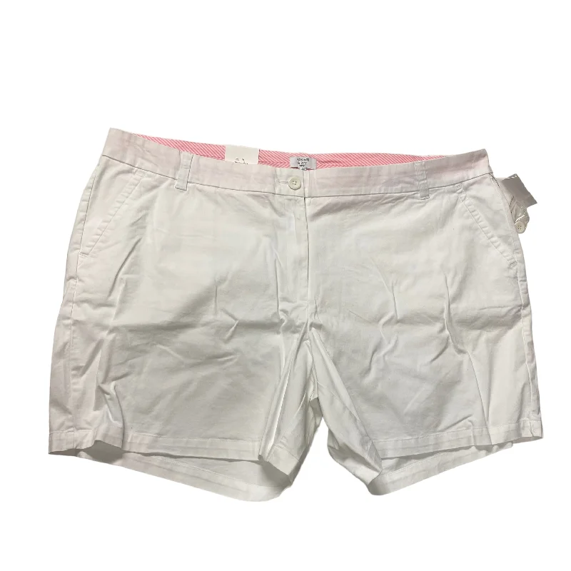 Functional Men's Multi-Pocket ShortsWhite Shorts Crown And Ivy, Size 24w