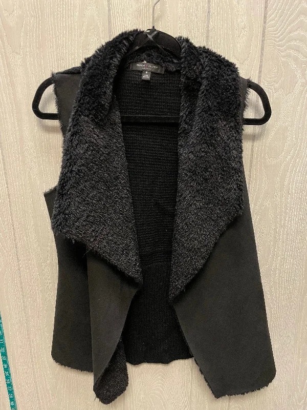 Men's Coats for Snowy WeatherVest Faux Fur & Sherpa By Romeo And Juliet In Black, Size: M Men's Coats for Snowy WeatherVest Faux Fur & Sherpa By Romeo And Juliet In Black, Size: M