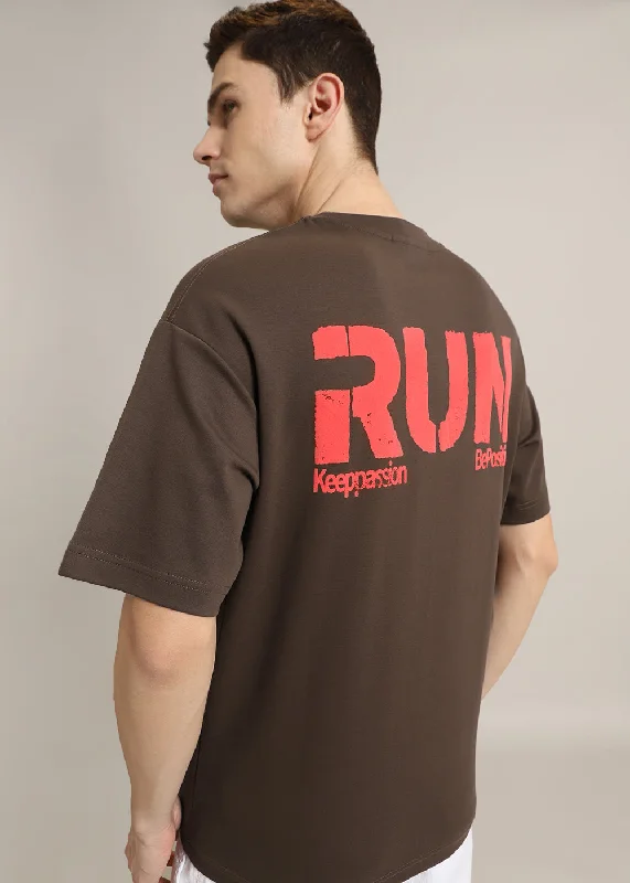 Men's Tailored Shirts for a Professional AppearanceRadiant Run Brown Oversized T-shirt Men's Tailored Shirts for a Professional AppearanceRadiant Run Brown Oversized T-shirt