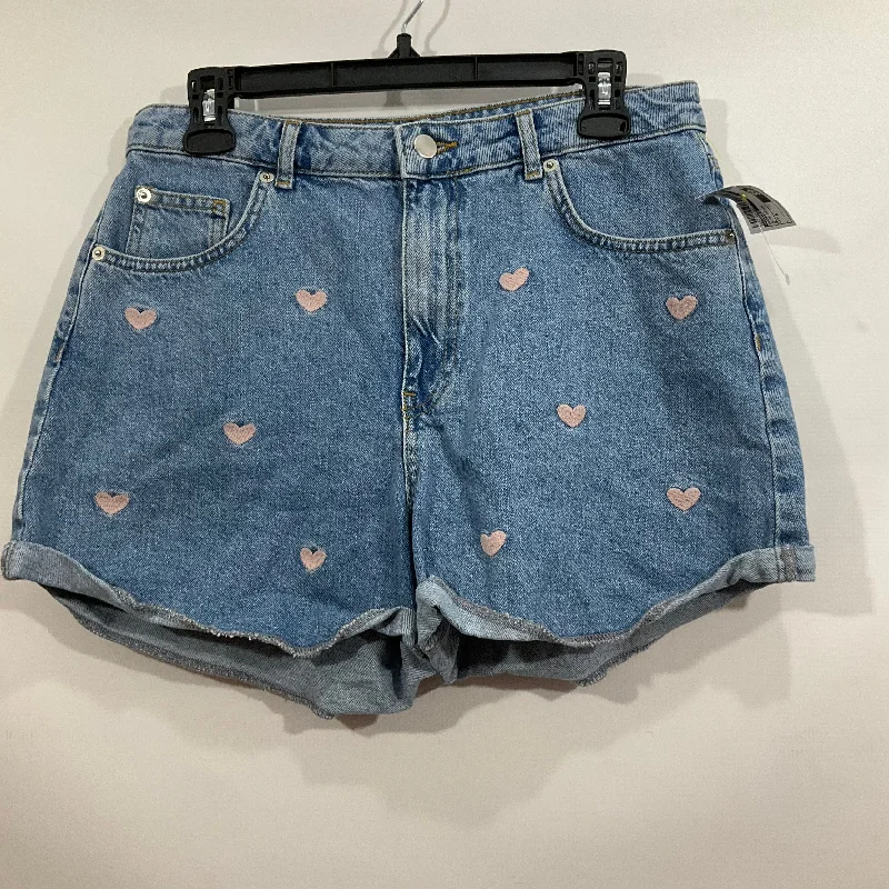 Fashion-Forward Men's Pattern ShortsSHORTS by HARPER In BLUE DENIM, Size: 8