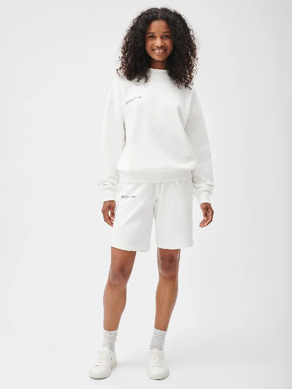 365 Midweight Long Shorts—off-white