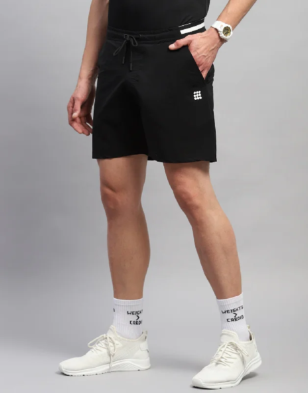 Men Black Solid Regular Fit Short