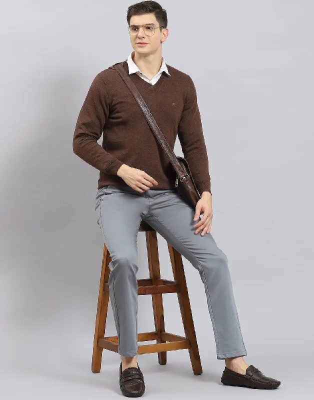 Men Brown Solid V Neck Full Sleeve Sweater