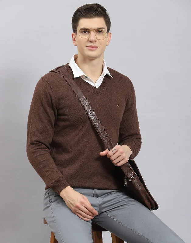 Men Brown Solid V Neck Full Sleeve Sweater