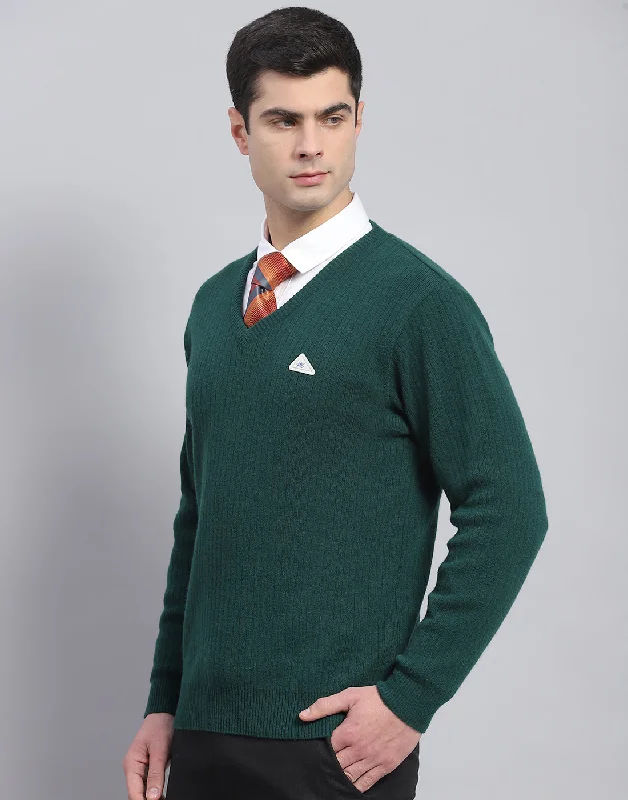 Men Green Solid V Neck Full Sleeve Pullover