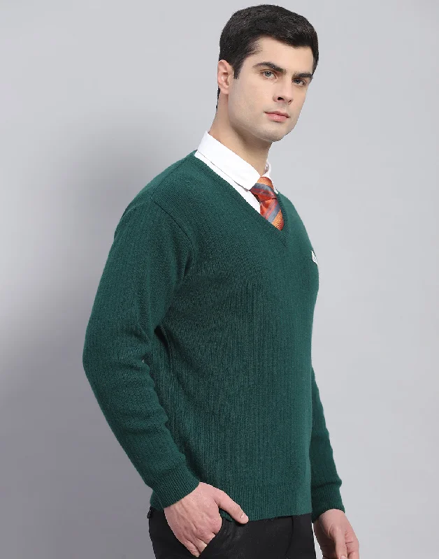 Men Green Solid V Neck Full Sleeve Pullover