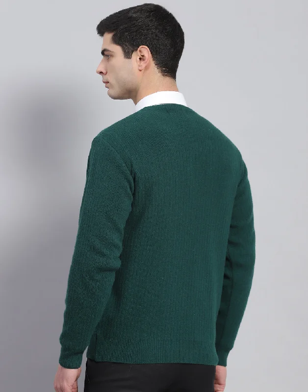 Men Green Solid V Neck Full Sleeve Pullover