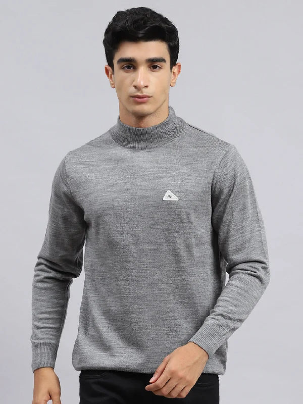 Men Grey Solid Pullover