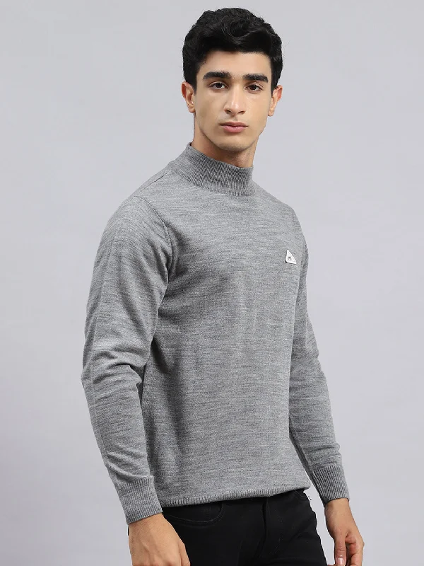 Men Grey Solid Pullover