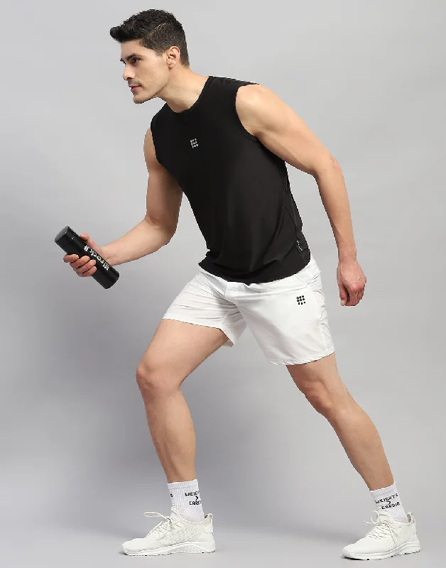 Men White Solid Regular Fit Short