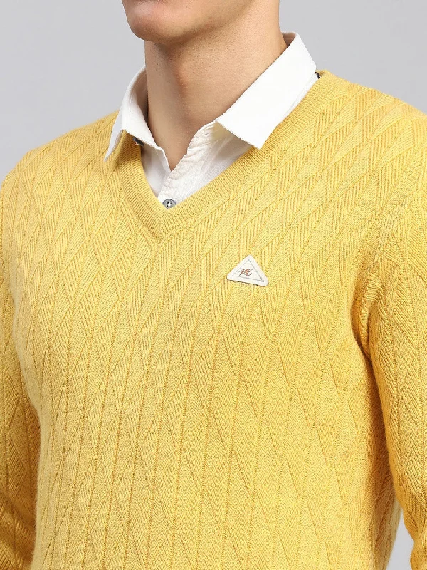 Men Yellow Self Design Wool blend Pullover