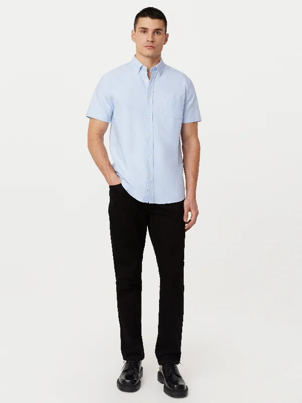 The Jasper Short Sleeve Oxford Shirt in Medium Blue