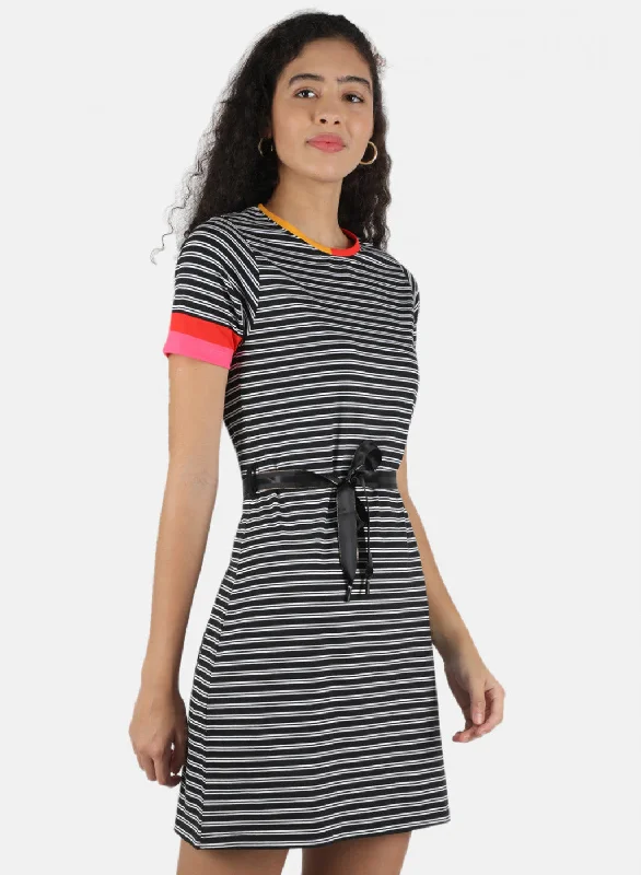 Women Black Stripe Tunic