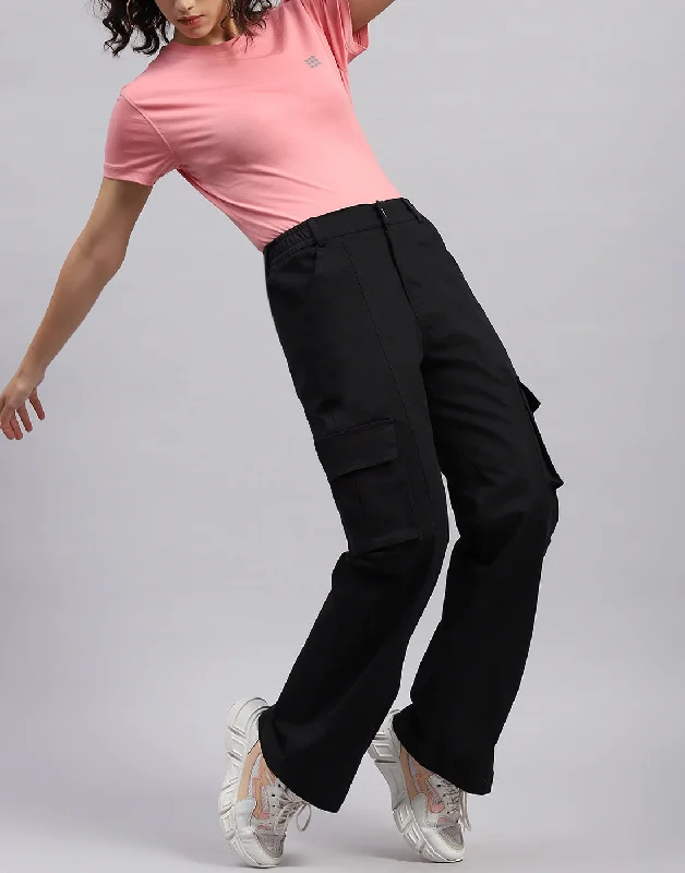 Women Black Solid Regular Fit Trouser