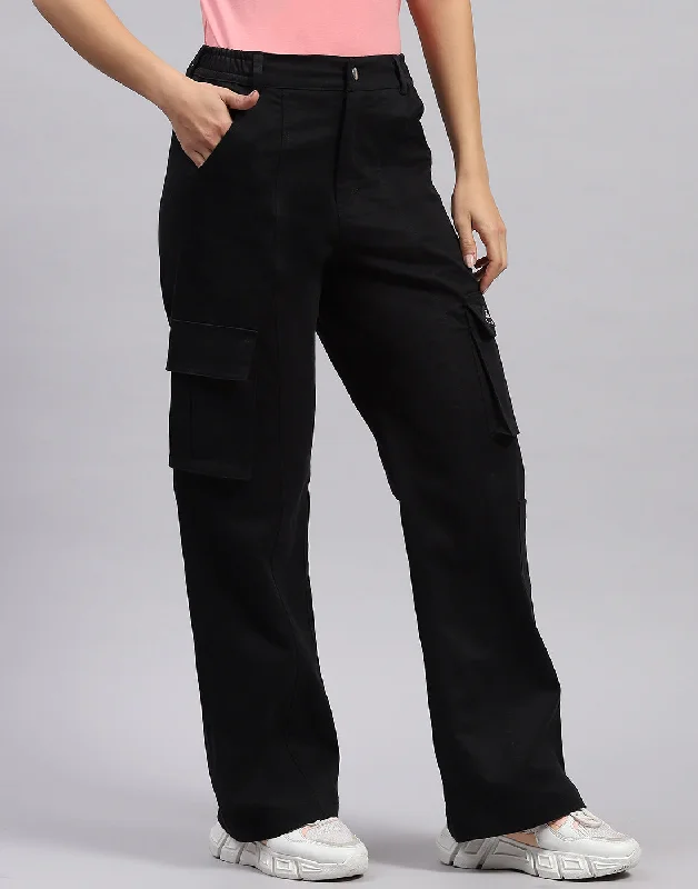 Women Black Solid Regular Fit Trouser