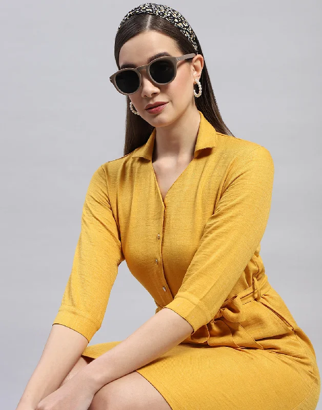 Women Yellow Solid Collar 3/4 Sleeve Tunic