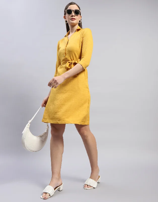 Women Yellow Solid Collar 3/4 Sleeve Tunic