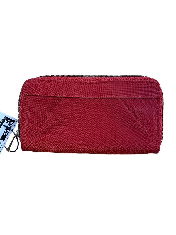 Wallet By Clothes Mentor  Size: Medium