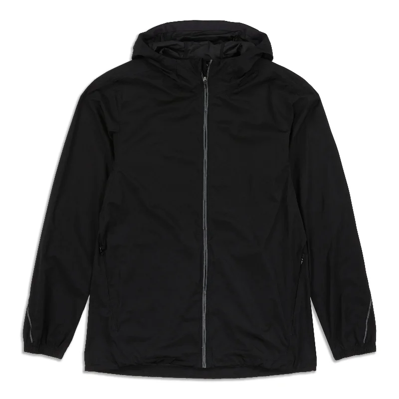 Men's Coats with Wind-Resistant FabricActiva Jacket - Resale